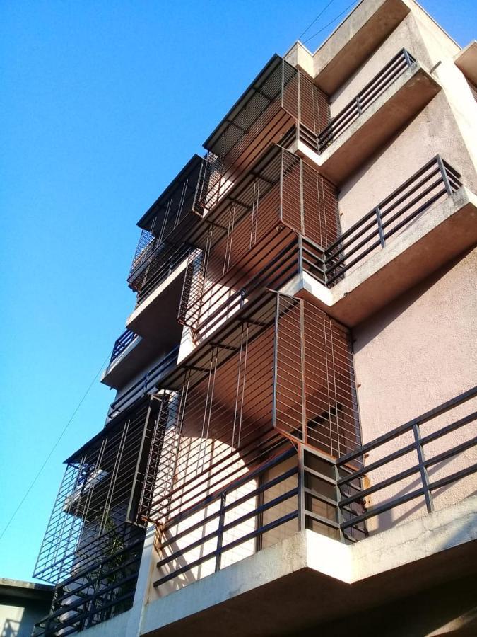 Belle-Vue Holiday Homes - 1Bhk Apartments Panchgani Esterno foto